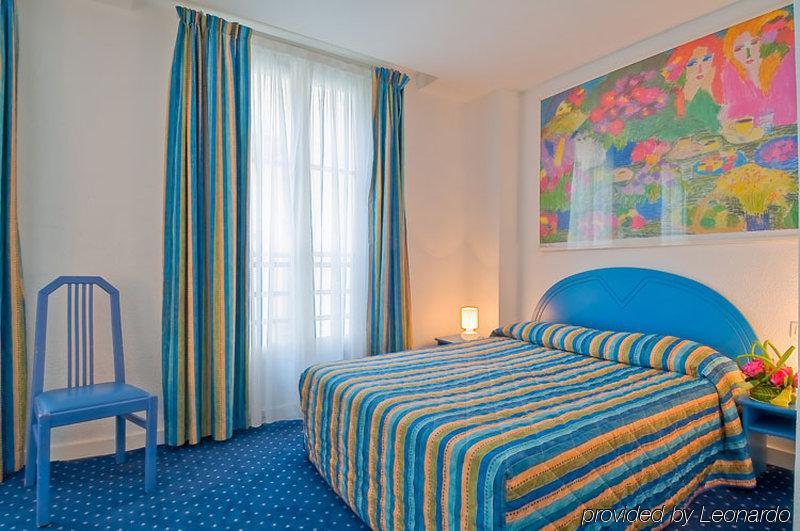 Hotel Croix De Malte Parigi Camera foto