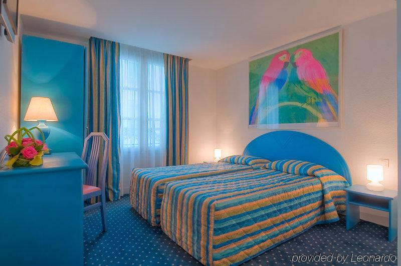 Hotel Croix De Malte Parigi Camera foto