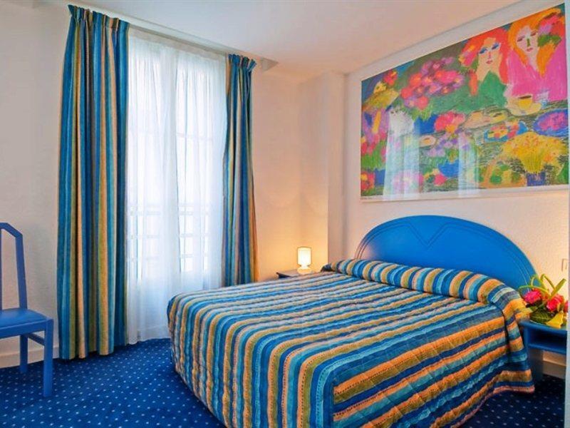 Hotel Croix De Malte Parigi Esterno foto