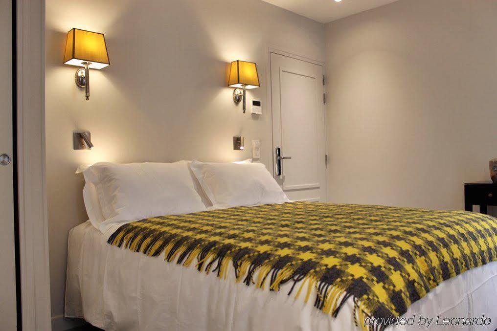 Hotel Croix De Malte Parigi Esterno foto