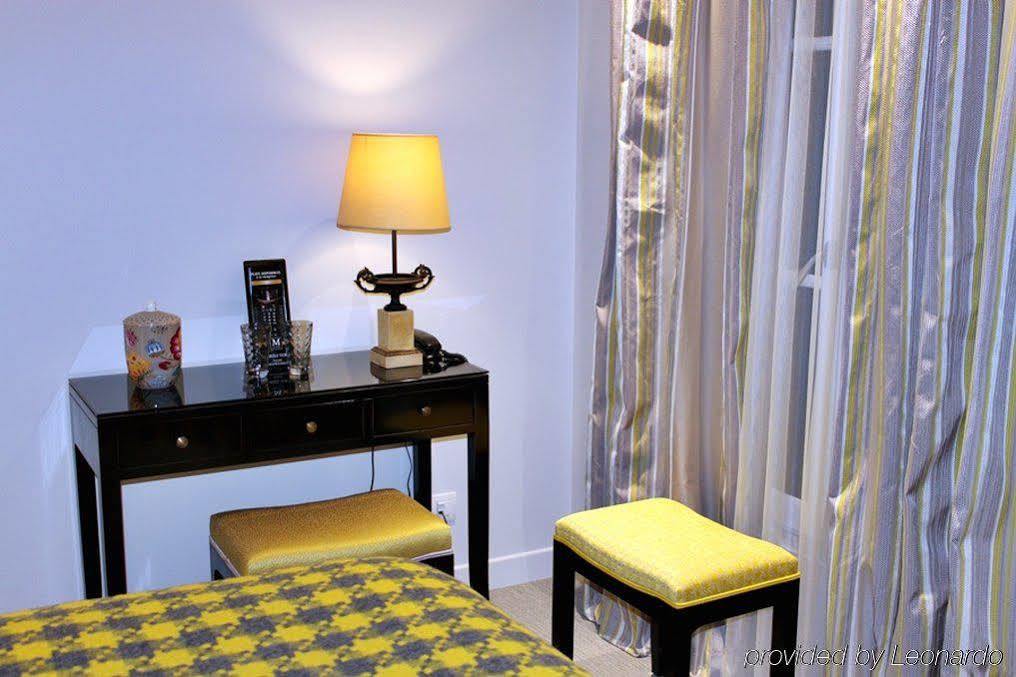 Hotel Croix De Malte Parigi Esterno foto